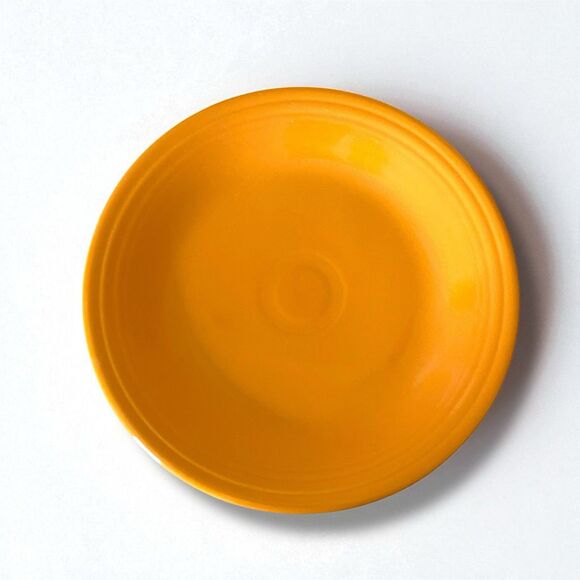 FIESTAWARE 10.5" Yellow Gold DINNER PLATE FIESTA - Picture 1 of 5